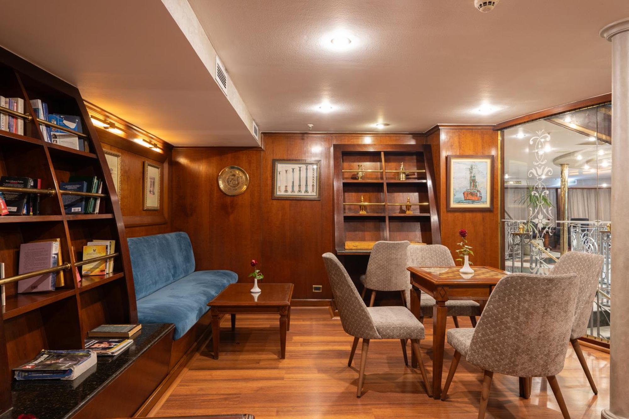 Hotel Magic I Nile Cruise Deluxe Boat The Scheduled Departure Is On Saturday For A 7-Day Nile Cruise Luxor Esterno foto